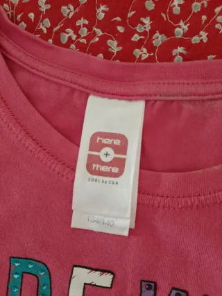 Camiseta fucsia.Talla 134-140cm.