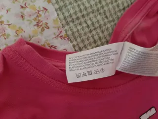 Camiseta fucsia.Talla 134-140cm.