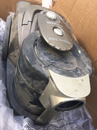 Aspirador Taurus Megane 2000 ( despiece )