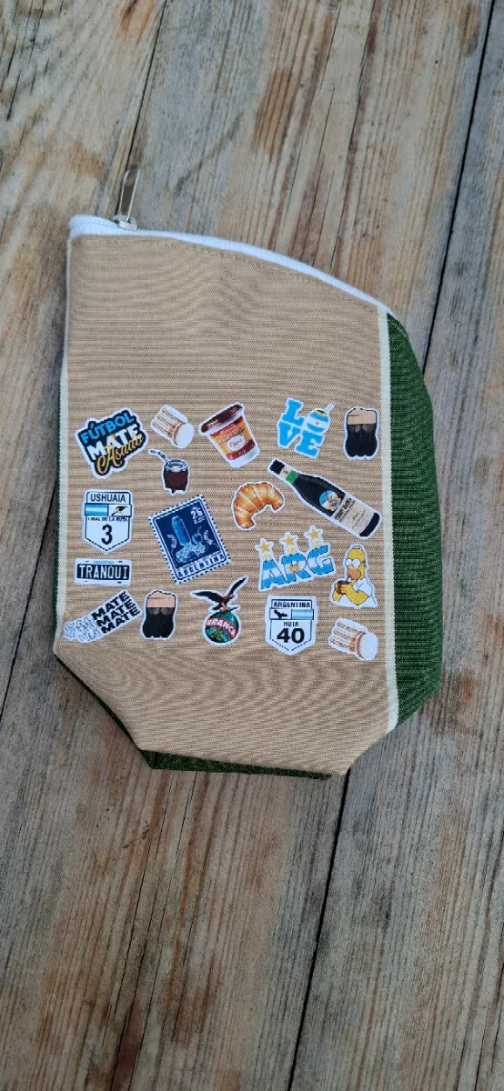 Yerbero con stickers