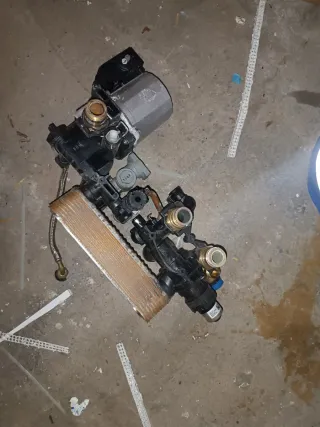 Circulador y colector Saunier Duval Isofast