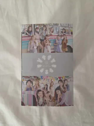 Tamagotchi Smart NiziU Edición Especial