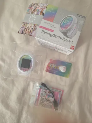 Tamagotchi Smart NiziU Edición Especial