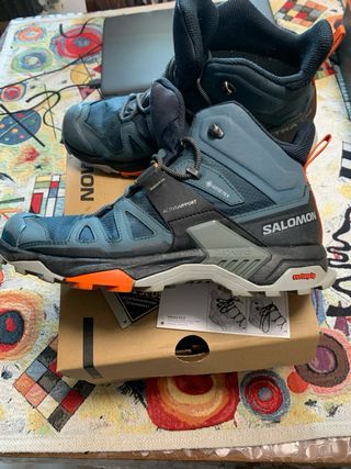 Scarponi Trekking Salomon Gore-Tex Uomo n. 43,1/3