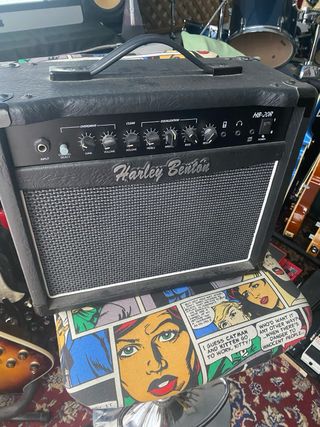 Amplificador de guitarra HarleyBenton 20w