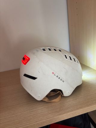 Casco blanco con luces
