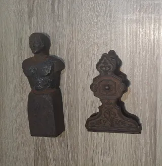 Pisapapeles de hierro fundido años 50