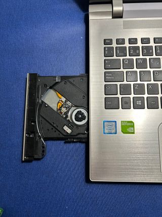 Toshiba Satellite P50-C-187 i7 SSD 500GB RAM 16GB