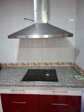 Campana extractora de cocina  y vitrocerámica