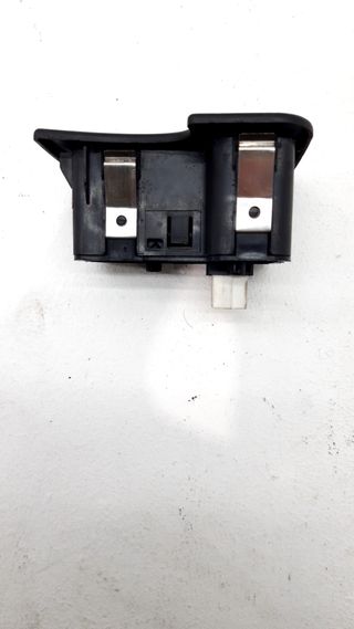 MANDO ELEVALUNAS DELANTERO DERECHO ALFA ROMEO 147 (190) 7857