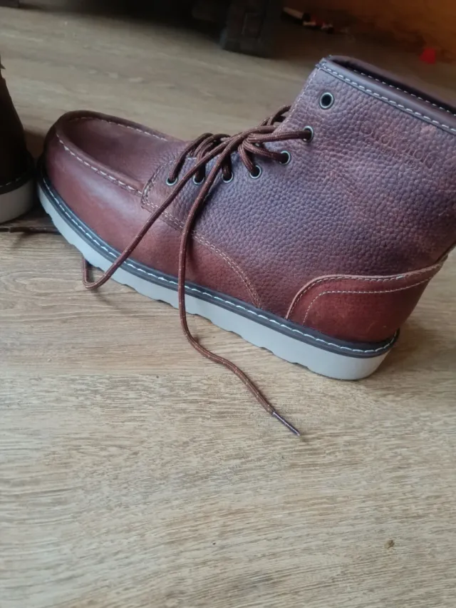 Botas Stronghold Moc Toe Marrones tipo Red Wing