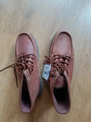 Botas Stronghold Moc Toe Marrones tipo Red Wing