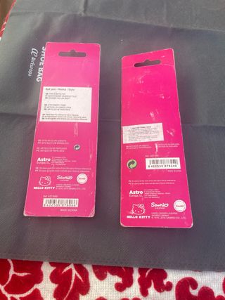 2 Bolígrafos Hello Kitty Mariposa y Rosa