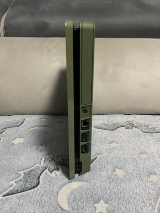 PS4 Slim 500GB Edizione Limitata Mimetica