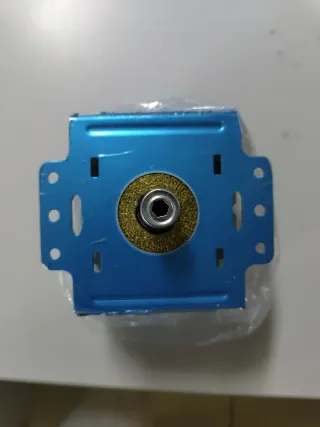 Magnetrón M24FB-610A Microondas