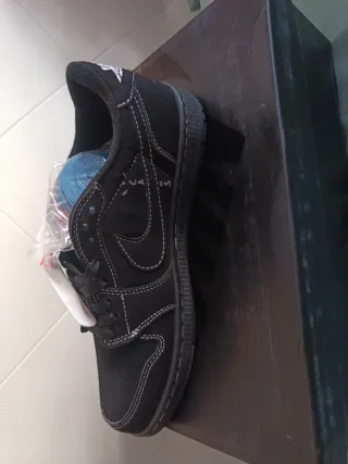 Zapatillas NikeJordan Negras