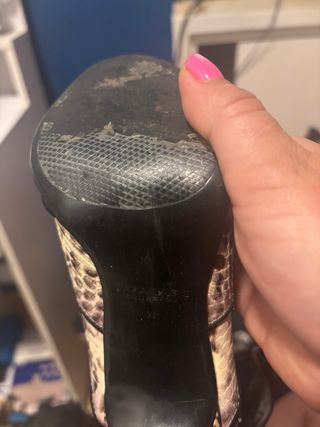 Sandalias de tacón con cordones y estampado