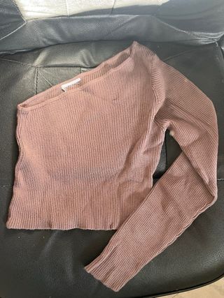 Top marrón de una manga