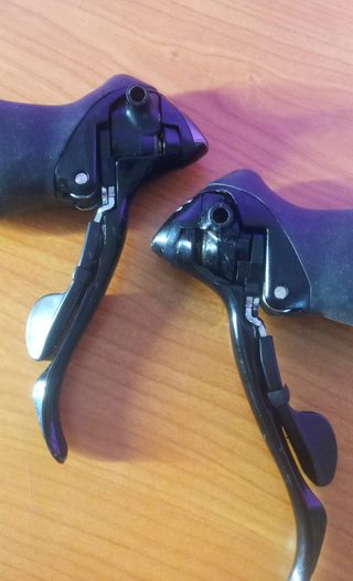 Manetas Freno/cambio Shimano 105 3x9v