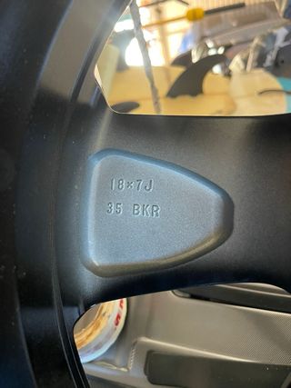 Juego 4 Llantas Aleación Toyota RAV4 20