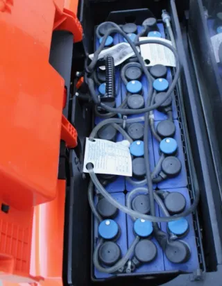 APILADOR ELÉCTRICO BT con elevación de base