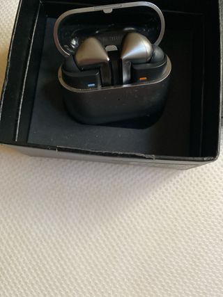 Samsung Galaxy Buds 3 Pro - Gris/Plata