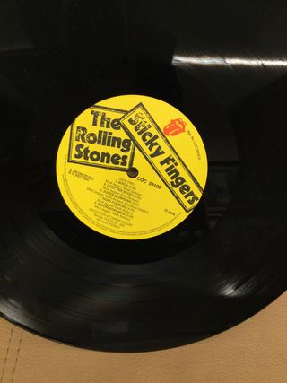 LP Rolling Stones Sticky Fingers