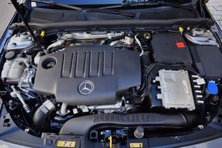 Mercedes A 180d (2.0d) 116CV 7G-DCT ADVANTAGE LINE