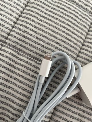 Cargador iPhone 25W Carga Rápida 2 metros de cable