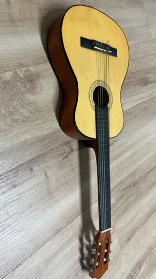 Guitarra Rocio Junior