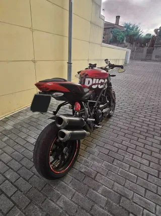 Ducati Streetfighter 848 2012