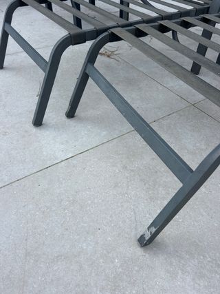 4 Tumbonas de metal grises, no pesan
