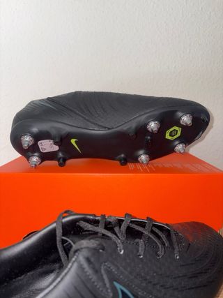 Nike Phantom GX II Academy FG