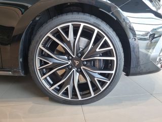 CUPRA LEON VZ SPORTOURER 1.5 EHYBRID 272 CV 2025