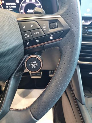 CUPRA LEON VZ SPORTOURER 1.5 EHYBRID 272 CV 2025