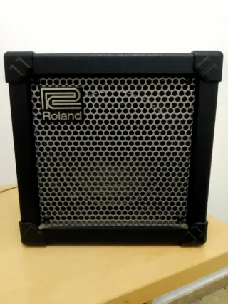 Amplificador Roland Cube 15 Guitarra Eléctrica