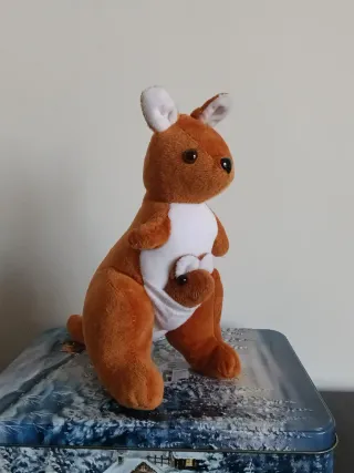 Peluche Canguro con Bebé