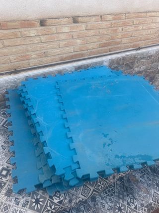 Suelo para piscina azul