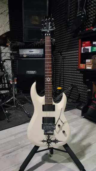 Guitarra Eléctrica Clevan CX-82 FR