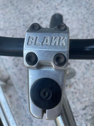 BICICLETA BMX BLANK PLATEADA