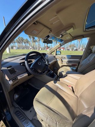 SsangYong Rodius 2006