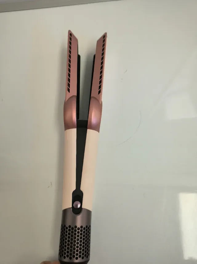 Plancha  moldeador de pelo Dyson  E5Y4539