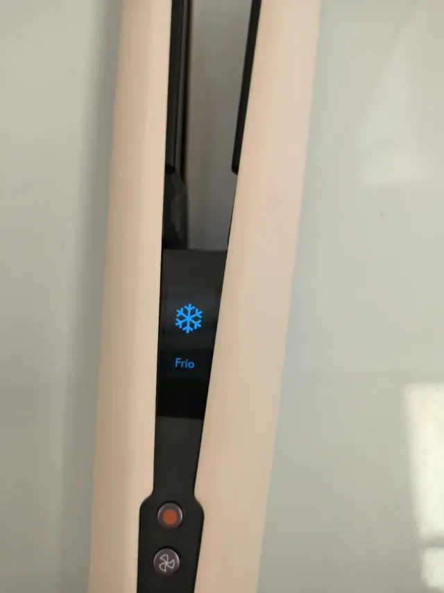 Plancha  moldeador de pelo Dyson  E5Y4539