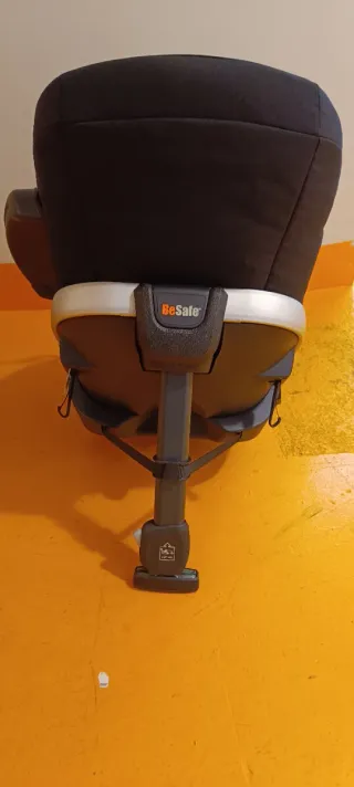 BESAFE STRECH Silla coche contramarcha
