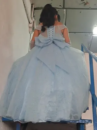 Vestido de fiesta 15 años azul