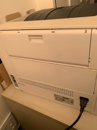 Impresora Láser color Oki C824