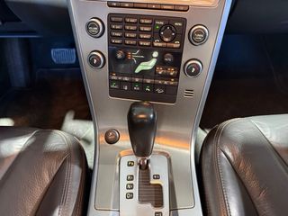 Volvo XC60 D5 AWD Summum Auto