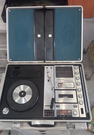 Sanyo G-2615H Centro Musical Estéreo