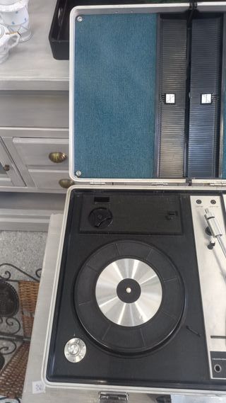 Sanyo G-2615H Centro Musical Estéreo