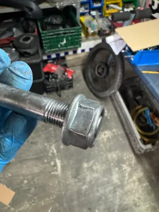 Eje Rueda Delantera Honda Scoopy 75